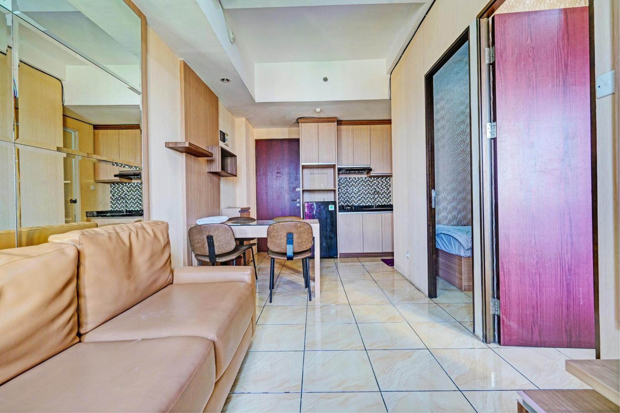 Oyo Life 93170 Apartement Gateway Cicadas By Mr Pro Bandung Exterior photo